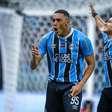 Carlos Vinícius encerra jejum e exalta postura do Grêmio: "Controle do início ao fim"