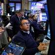 Wall Street fecha com sinais mistos em sessão volátil após ataques aéreos ao Irã