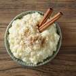Arroz doce cremoso: receita tradicional que lembra casa de vó