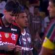 Bilhete entregue a Pulgar durante Fla x Flu vira meme na TV e nas redes; veja repercussão