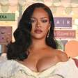 Rihanna sai ilesa após tiros serem disparados contra sua casa em Los Angeles; suspeita é detida