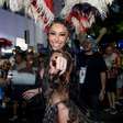 Vila Isabel renova com Sabrina Sato e mantém rainha de bateria para o Carnaval 2027