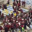 Torcidas de Flamengo e Cruzeiro brigam na arquibancada do Maracanã