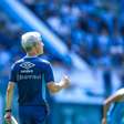 Grêmio mostra força no ataque, mas números revelam alerta que Luís Castro tenta corrigir