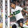 Pedro Rocha decide de "coxa" e Coritiba vence o Remo pelo Brasileirão