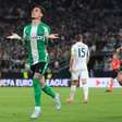 Antony marca, Betis goleia Panathinaikos e avança na Liga Europa