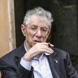 Umberto Bossi, fundador do partido Liga, morre aos 84 anos