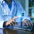 Entenda como a tecnologia ajuda a transformar dados em conhecimento clínico na saúde