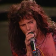 Histórico: vídeo mostra Aerosmith tocando "Crazy" pela primeira vez na carreira