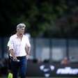 Renato Gaúcho cobra reforços e liga alerta para elenco enxuto no Vasco