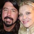 Courtney Love faz apelo para Dave Grohl: 'assuma logo'