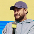 Após comentário machista, Neymar toma atitude polêmica e web aponta homofobia