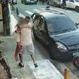 Pai abraça filha que escapou de atropelamento que matou duas crianças em SP; veja vídeo