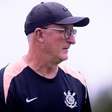 Dorival se despede do Corinthians e revela que entregou o cargo em 2025