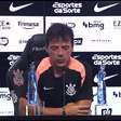 Apresentado, Diniz fala da intimidação da torcida do Corinthians e defende broncas nos atletas