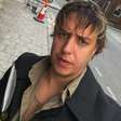Julian Casablancas (The Strokes) explica por que usa autotune