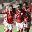 Técnico do Vila Nova reclama muito após partida: "Horrorosa"