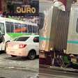 Ônibus bate em trem em passagem de nível no Centro de São João de Meriti