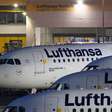 Greve de comissários da Lufthansa provoca cancelamentos em massa de voos na Alemanha