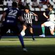 Botafogo cede empate ao Coritiba em jogo de quatro gols no Nilton Santos