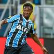 Amuzu sente desconforto muscular e pode desfalcar o Grêmio