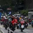 Entregadores e motoristas de aplicativo protestam em SP contra projeto que regulamenta o setor