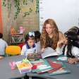 Além dos palcos, Shakira lidera fundação que criou 22 escolas na Colômbia