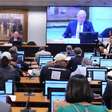 Fim da escala 6x1: votação sobre PECs é adiada na CCJ da Câmara após pedido de vista