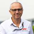 F1: Stefano Domenicali avalia início turbulento de 2026 e apoia mudanças no regulamento