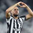 Arthur Cabral dá volta por cima no Botafogo; veja números