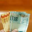 Governo propõe novo salário mínimo de R$ 1.717; confira quando o aumento entra em vigor
