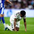 Militão sente o joelho e deixa duelo entre Real Madrid e Alavés ainda no primeiro tempo