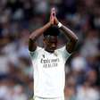 Vini Jr. marca na vitória do Real Madrid sobre o Alavés e pede desculpas para a torcida