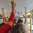 Passageiro denuncia superlotação e precariedade em ônibus de Porto Alegre