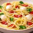 Spaghetti caprese fácil: leve e pronto em 30 minutos