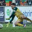 Goiás sofre gol no úlitmo minuto e perde a terceira consecutiva na Série B