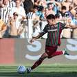 Fluminense entra em campo com ataque 100% estrangeiro