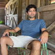 20 anos depois, assim está Nate de O Diabo Veste Prada: O que aconteceu com o ator Adrian Grenier?