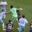 Goleiro é suspenso por 13 jogos por socar adversário em jogo na Espanha