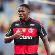 Evertton Araújo se firma no Flamengo e aumenta disputa com Pulgar