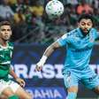 Palmeiras e Santos empatam em clássico agitado com atraso, gol anulado e volta de Paulinho