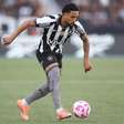 Vitinho atinge marca centenária pelo Botafogo: "Gratidão eterna"