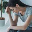 Nó na garganta: por que a emoção trava sua voz e o que o corpo faz em silêncio para reagir ao estresse