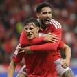 Internacional vence o Fluminense e deixa o Z4 do Campeonato Brasileiro