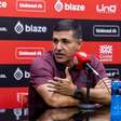 Após empate do Atlético-GO, Eduardo Souza responde Adson Batista sobre cobrança
