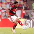 Plata treina no Flamengo após terminar clássico com dores