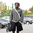 Michy Batshuayi: quem é o atacante que chama atenção pelos looks ousados