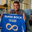 Perto de obter licença de treinador, Thiago Silva pode renovar com o Porto