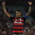 Ídolo em vida: Bruno Henrique será homenageado com busto pelo Flamengo; entenda