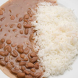 Quase ninguém sabe, mas o arroz com feijão foi eleito um dos pratos mais saudáveis do mundo por esse motivo